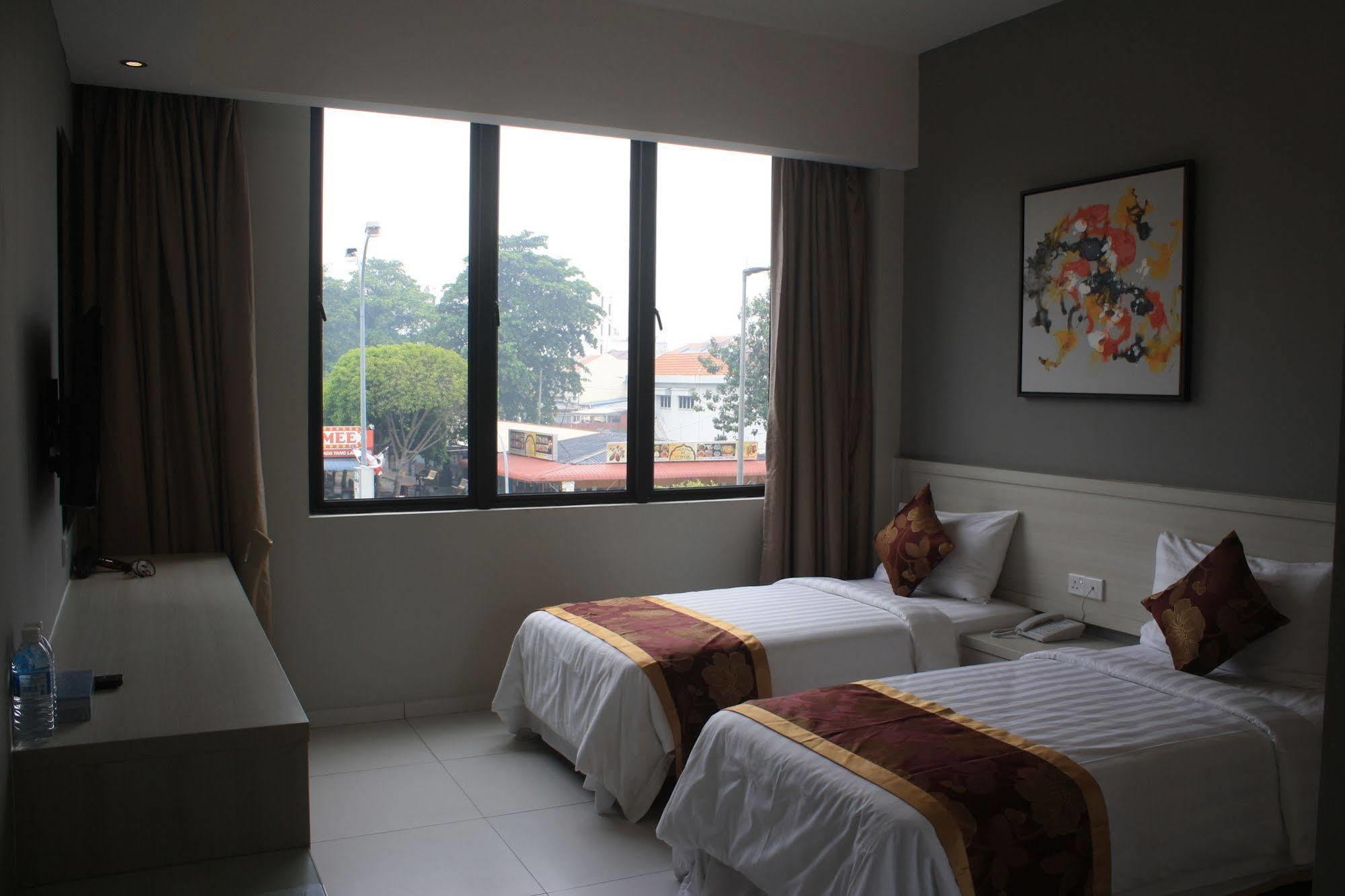 Aurora Hotel Malacca Extérieur photo